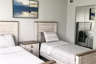 1220 Wildwood Lakes Blvd, Naples, FL 34104 - Photo 9