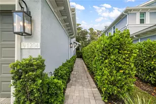 2614 Seychelles Cir, Naples, FL 34112 - Photo 3