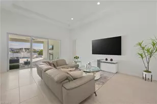 9072 Wisteria Wy, Naples, FL 34114 - Photo 7