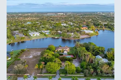 154 Cajeput Dr, Naples, FL 34108 - Photo 9