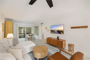 72 7th St S, Naples, FL 34102 - Photo 5