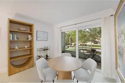 72 7th St S #206, Naples, FL 34102 - Photo 9