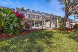 5561 Cove Cir, Naples, FL 34119 - Photo 17