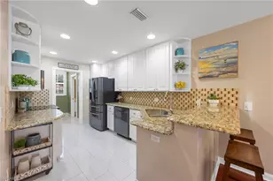 5561 Cove Cir, Naples, FL 34119 - Photo 3