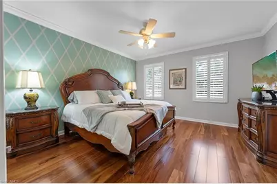 5561 Cove Cir, Naples, FL 34119 - Photo 23