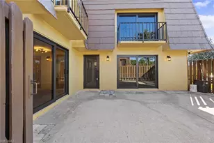 1569 Park Meadows Dr, Fort Myers, FL 33907 - Photo 23