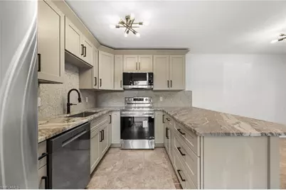 1569 Park Meadows Dr #2, Fort Myers, FL 33907 - Photo 5