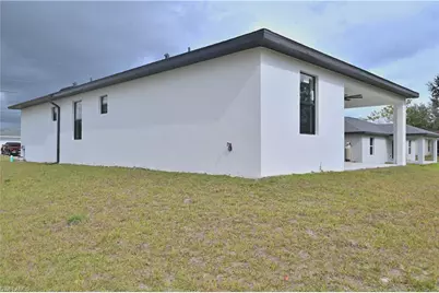 4107 13th St SW, Lehigh Acres, FL 33976 - Photo 7