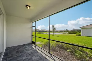 2445 Orchard St, Naples, FL 34120 - Photo 15