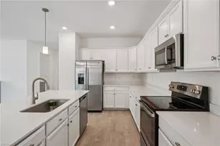 2445 Orchard St, Naples, FL 34120 - Photo 7