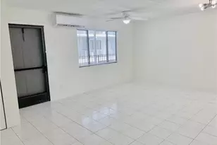 826 Wiggins Pass Rd, Naples, FL 34110 - Photo 3