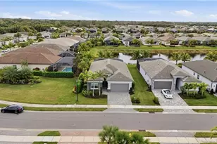 11394 Jacaranda Dr, Naples, FL 34120 - Photo 43