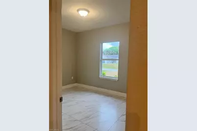 538 Oakfield Ave, Lehigh Acres, FL 33974 - Photo 15