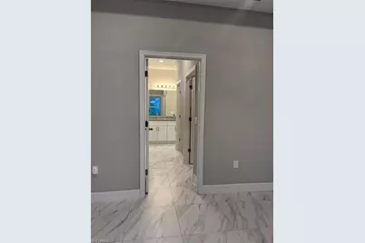 538 Oakfield Ave, Lehigh Acres, FL 33974 - Photo 9