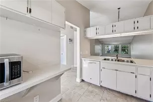 1704 Kings Lake Blvd, Naples, FL 34112 - Photo 7