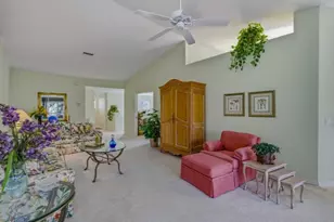 5640 Sandlewood Ct, Naples, FL 34110 - Photo 3
