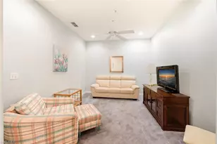 4843 Hampshire Ct, Naples, FL 34112 - Photo 9