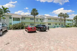 860 Panama Ct, Marco Island, FL 34145 - Photo 35