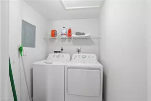 7797 Esmeralda Way, Naples, FL 34109 - Photo 21