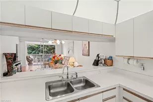 326 Bradstrom Cir, Naples, FL 34113 - Photo 9