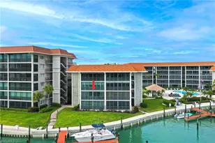 222 Harbour Dr, Naples, FL 34103 - Photo 3