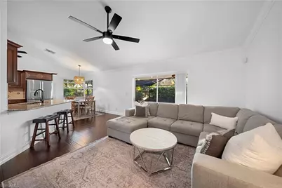 10027 Boca Cir, Naples, FL 34109 - Photo 11