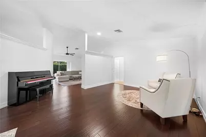 10027 Boca Cir, Naples, FL 34109 - Photo 7