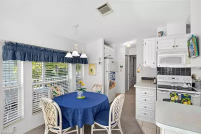 3131 Crystal Lake Dr, Naples, FL 34120 - Photo 7