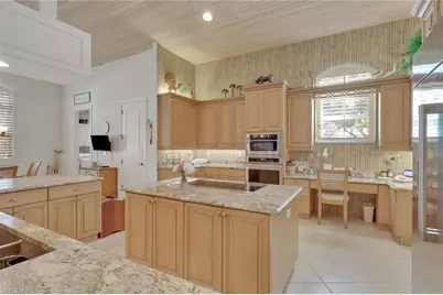 435 Terracina Way, Naples, FL 34119 - Photo 19