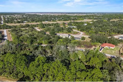 1926 Latham Dr, Lehigh Acres, FL 33972 - Photo 7