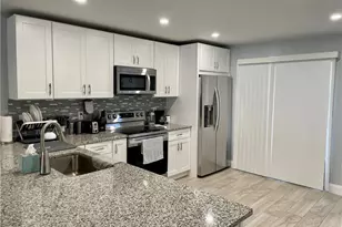 4270 Jack Frost Ct, Naples, FL 34112 - Photo 3