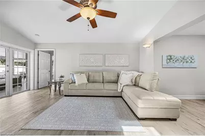 1178 Jardin Dr, Naples, FL 34104 - Photo 5