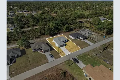 762 Bianca Ave S, Lehigh Acres, FL 33974 - Photo 41