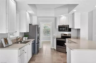 28330 Moray Dr, Bonita Springs, FL 34135 - Photo 9