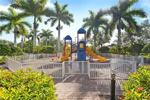 28330 Moray Dr, Bonita Springs, FL 34135 - Photo 41