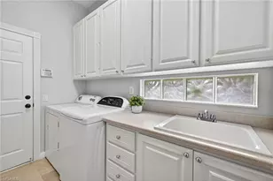 28330 Moray Dr, Bonita Springs, FL 34135 - Photo 23