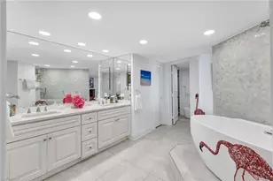 4041 Gulf Shore Blvd N, Naples, FL 34103 - Photo 19