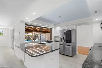 5091 Westminster Dr, Fort Myers, FL 33919 - Photo 3