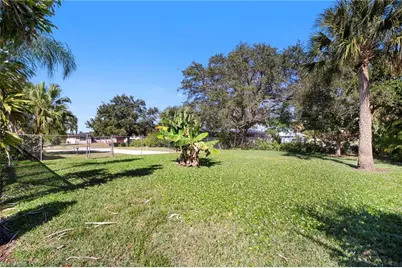 5091 Westminster Dr, Fort Myers, FL 33919 - Photo 43