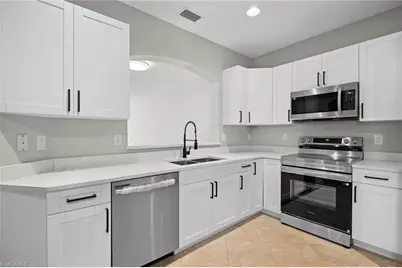 9648 Roundstone Cir, Fort Myers, FL 33967 - Photo 9