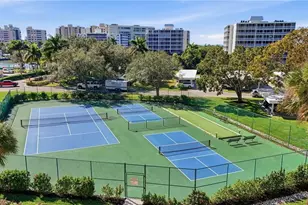 11 Bluebill Ave, Naples, FL 34108 - Photo 33