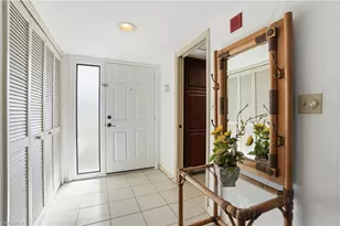 11 Bluebill Ave, Naples, FL 34108 - Photo 9