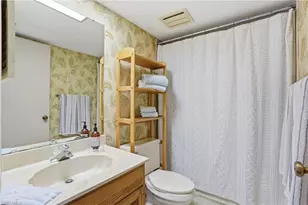 11 Bluebill Ave, Naples, FL 34108 - Photo 23