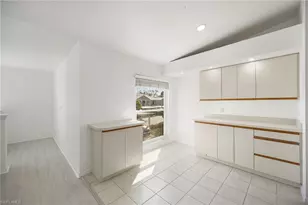 815 Gulf Pavilion Dr, Naples, FL 34108 - Photo 5