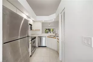 815 Gulf Pavilion Dr, Naples, FL 34108 - Photo 7