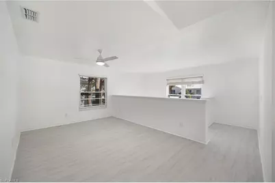 815 Gulf Pavilion Dr #206, Naples, FL 34108 - Photo 3