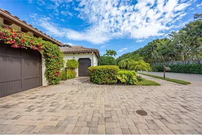 2277 Residence Cir, Naples, FL 34105 - Photo 41