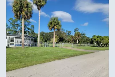 2507 E 2nd St, Lehigh Acres, FL 33936 - Photo 7