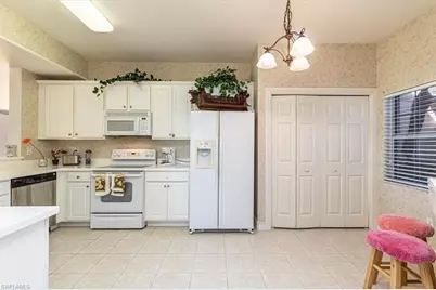 9195 Michael Cir #1303, Naples, FL 34113 - Photo 5