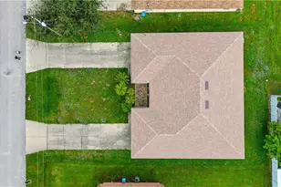 516/518 SE 5th Pl, Cape Coral, FL 33990 - Photo 3